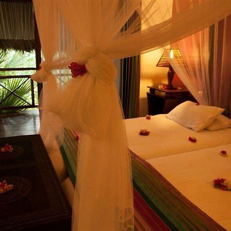 Nosy Be Hotel & Spa Ambaro Exterior foto