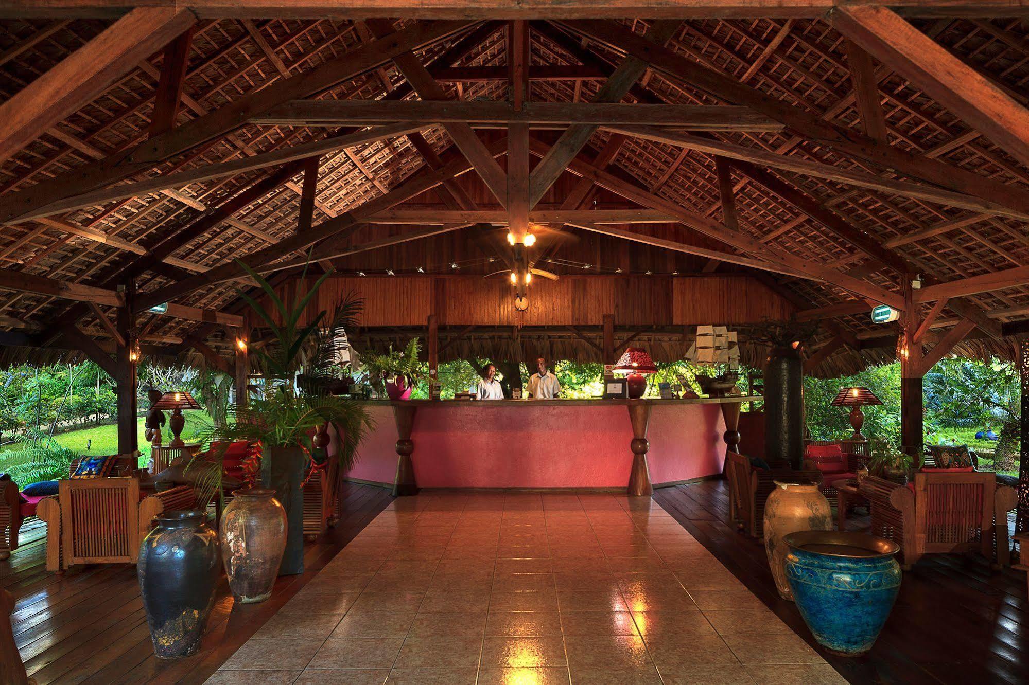 Nosy Be Hotel & Spa Ambaro Exterior foto