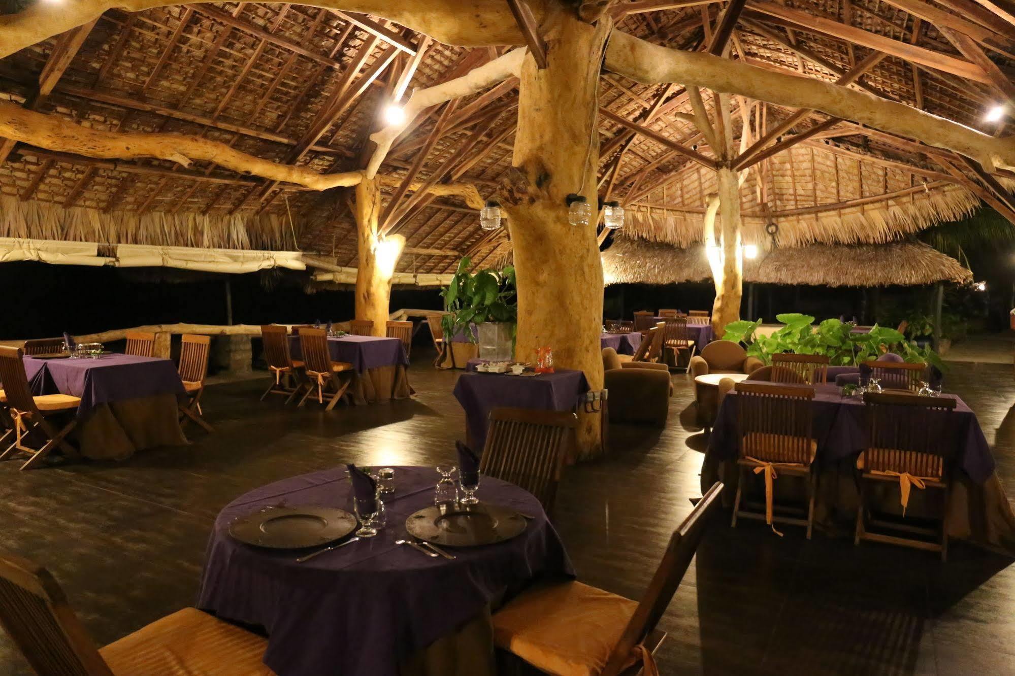 Nosy Be Hotel & Spa Ambaro Exterior foto