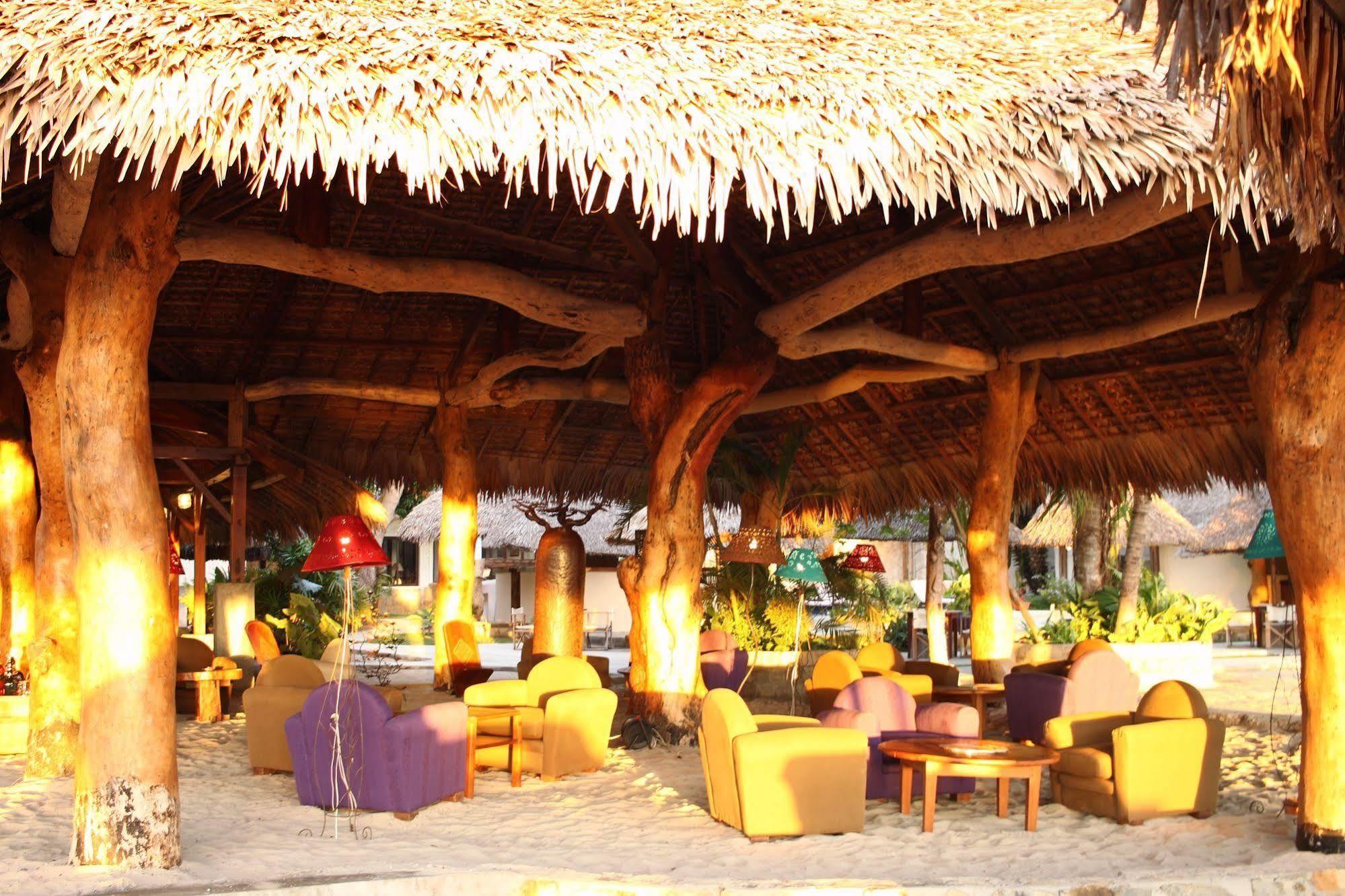 Nosy Be Hotel & Spa Ambaro Exterior foto